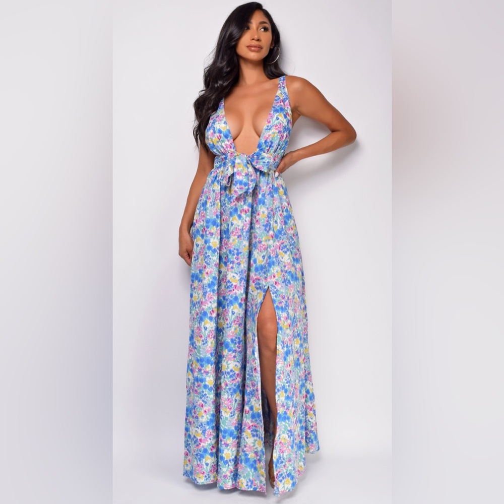 Aakaa Floral Plunge Maxi Dress Adjustable Straps Tie Front Slit Medium‎